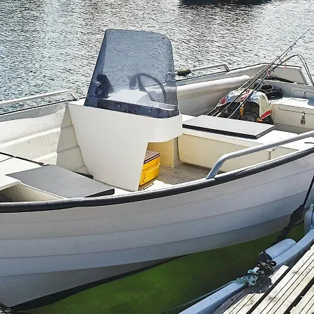 Two-bedroom In 1 * Farstad