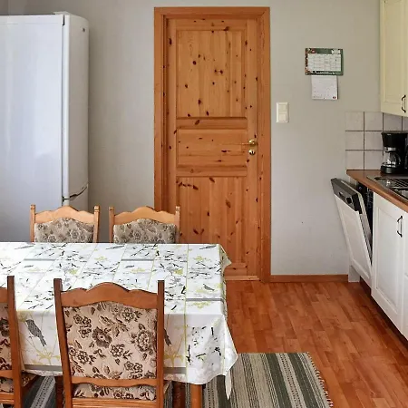 Two-bedroom In 1 *
