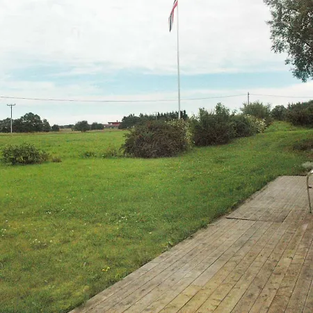 Two-bedroom In 1 Farstad