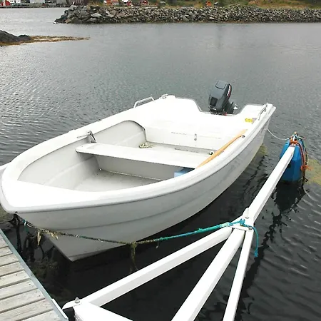 6 Person In Farstad-by Traum