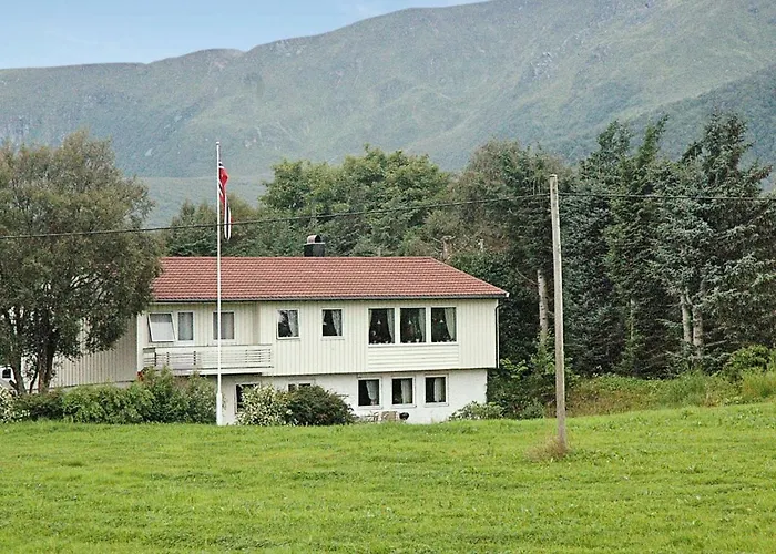 6 Person In Farstad-by Traum Farstad